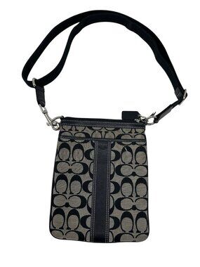 Coach‎ Vintage Classic Monogram Crossbody Bag Black Canvas Zip Top